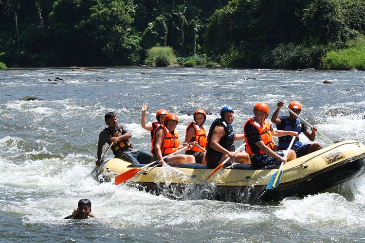 White Water Rafting in Sri Lanka | Kitulgala White Water Rafting | White Water Rafting Organisers in Sri Lanka Kitulgala