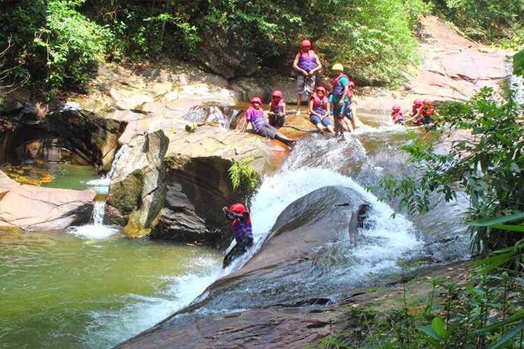 Canyoning | Canyoning in Kitulgala | Adventure Trips in Kitulgala | Kitulgala Adventure Tours